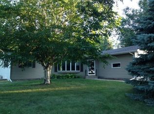 2601 W Kingston Dr, Sioux Falls, SD 57107