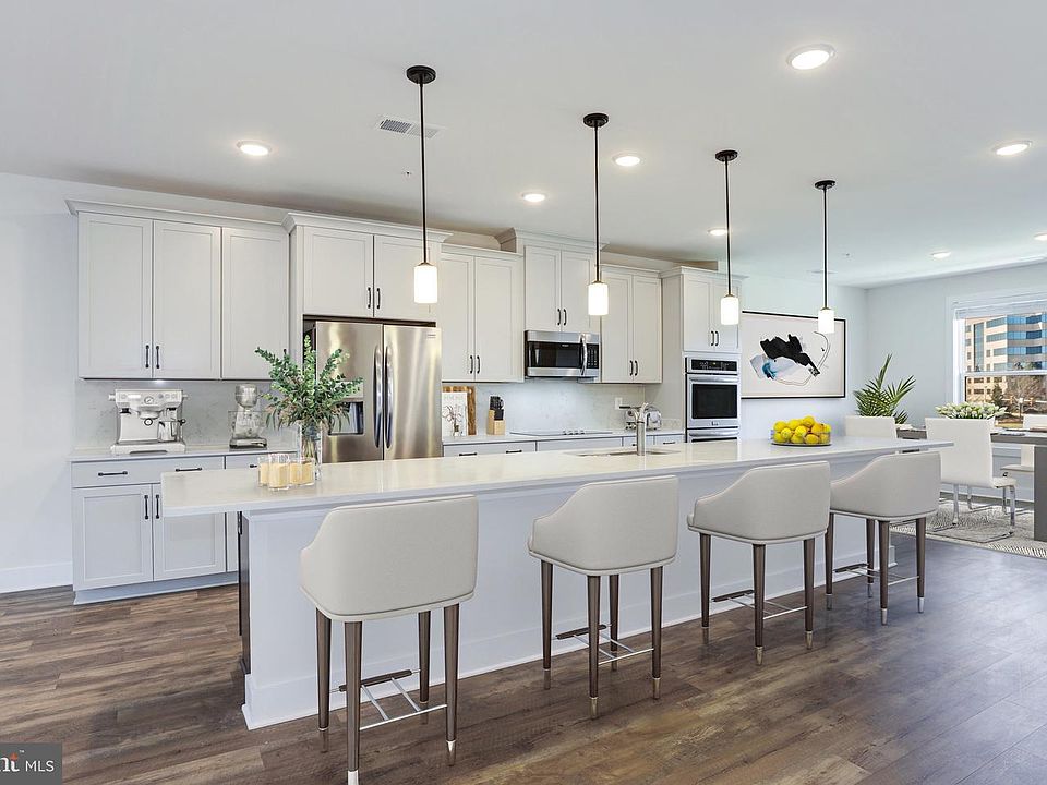 1st image of 37 Silverway Dr Unit 39