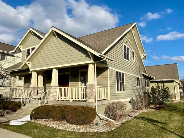 1187 Celebration Blvd, Sun Prairie, WI 53590