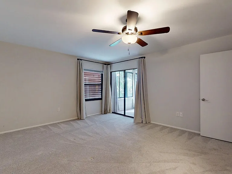 418 Spring Lakes Blvd — Photo 9