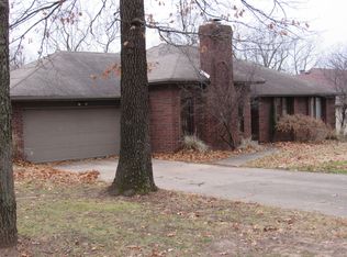 1230 W Bradley St, Springfield, MO 65803