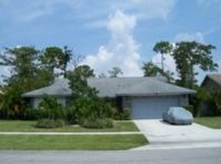 739 Juniper Pl, Wellington, FL 33414