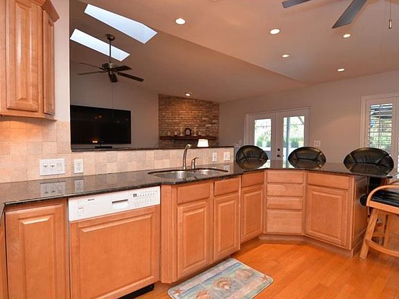 5th image of 537 Mourning Dove Cir