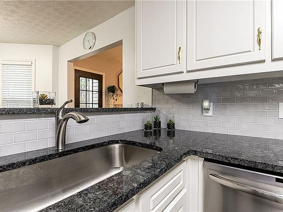 2nd image of 3555 Lynley Mill Dr