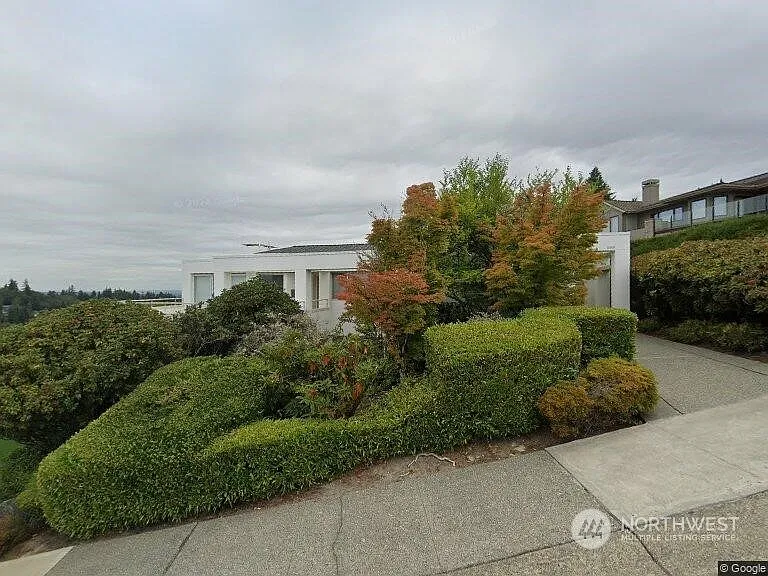 5416 143rd Avenue SE photo 1