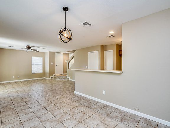 5th image of 12921 W Laurel Ln