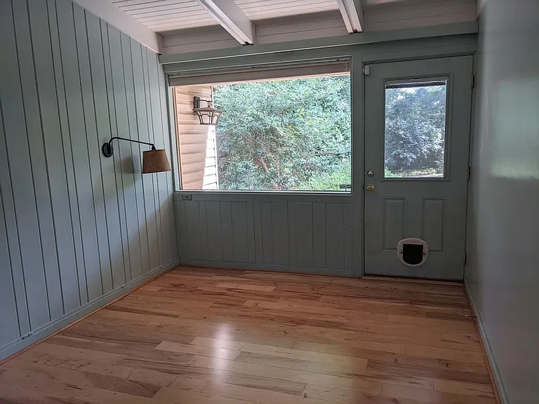 223 Edgefield Ave NW — Photo 21