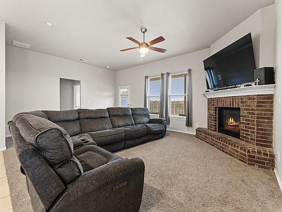 5th image of 6907 Ranch Ave