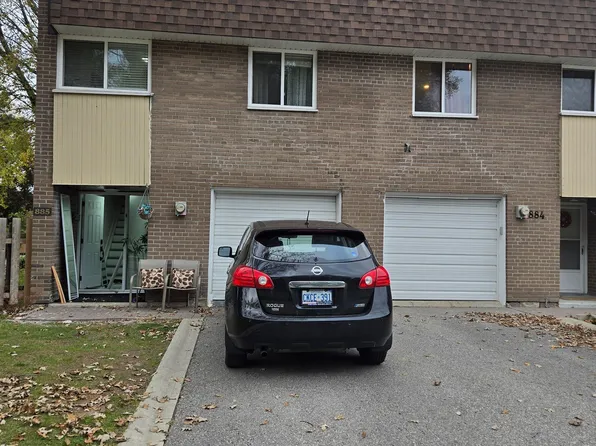 36 Tandridge Cres #885, Toronto, ON M9W 2P2