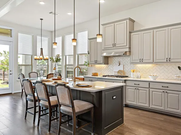 104 Anatolia Dr, Liberty Hill, TX 78642