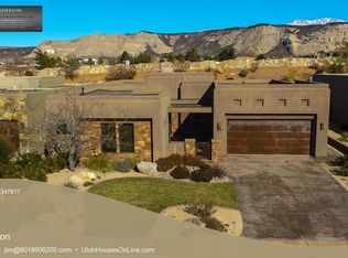1670 W Red Cloud Dr, St George, UT 84770
