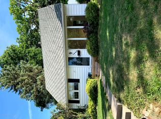 1629 Victor Ave, Lansing, MI 48910