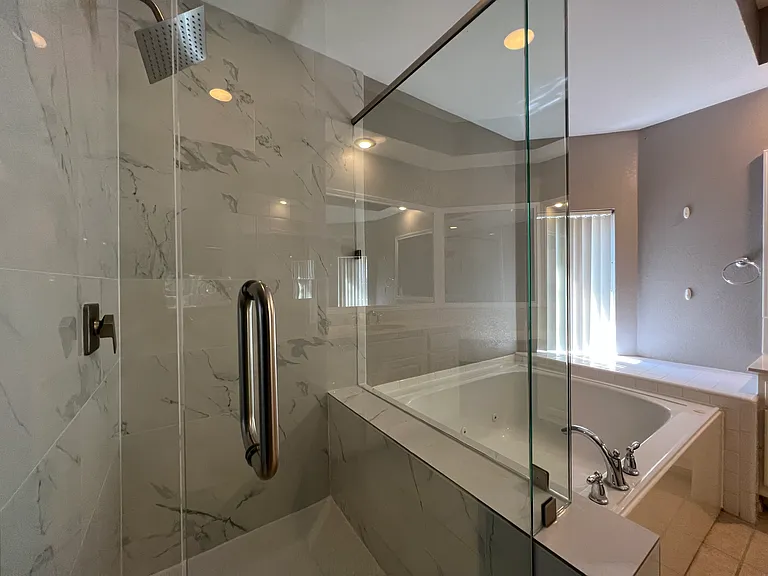 9811 Cliffside Dr — Photo 17