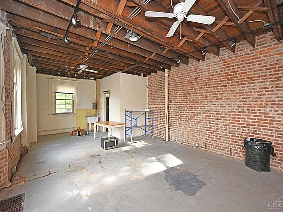 3rd image of 411 W McMicken Ave