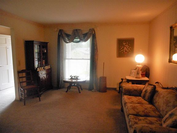 4th image of 116 Eastside Dr