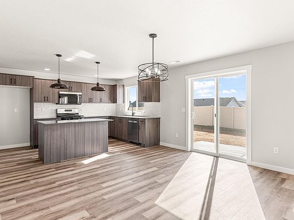 7th image of this home