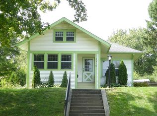 2315 Clay St, Cedar Falls, IA 50613