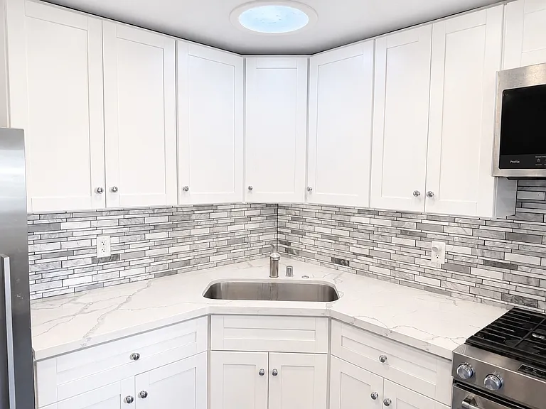 733 Florida St — Photo 28