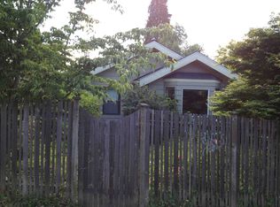 7010 12th Ave NE, Seattle, WA 98115