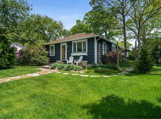 150 Edgemere Dr, Southampton, NY 11968