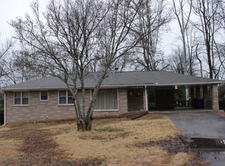 1212 Robin Rd NE, Conyers, GA 30012