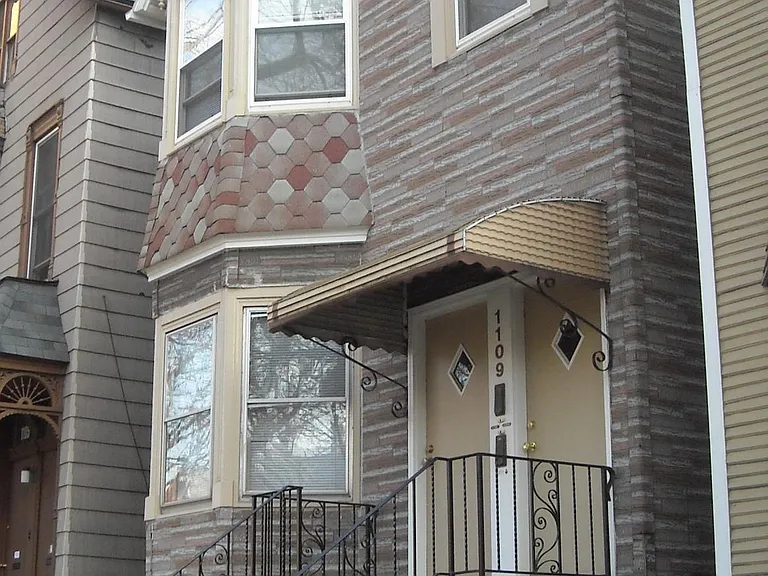 1109 W Wellington Ave #1 — Photo 13