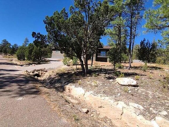 5th image of 3376 CARRIAGE Drive
