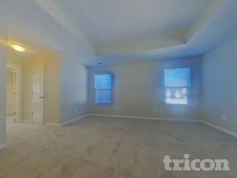 228 Fieldcrest Dr — Photo 6