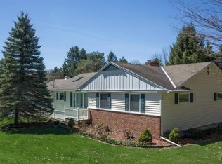 121 Hillside Dr, Oneonta, NY 13820