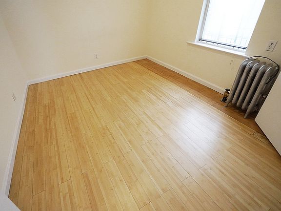 5th image of 33-36 29th St #110