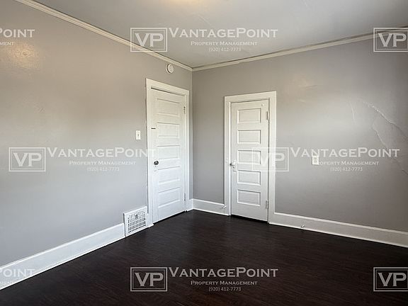 2nd image of 813 N Broadway St