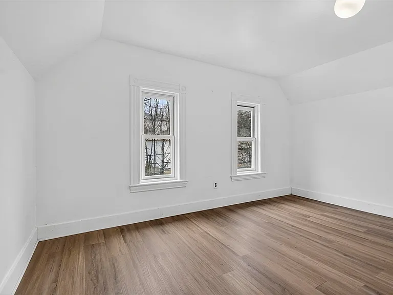 166 Elliot St #2 — Photo 7