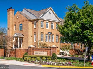 10498 Courtney Dr, Fairfax, VA 22030