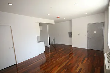 Rented by Makover Group Inc