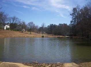 3340 Forrest Bend Ln, Snellville, GA