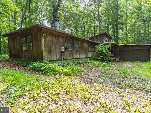 5570 & 5560 Warren Dr, Huntingtown, MD 20639