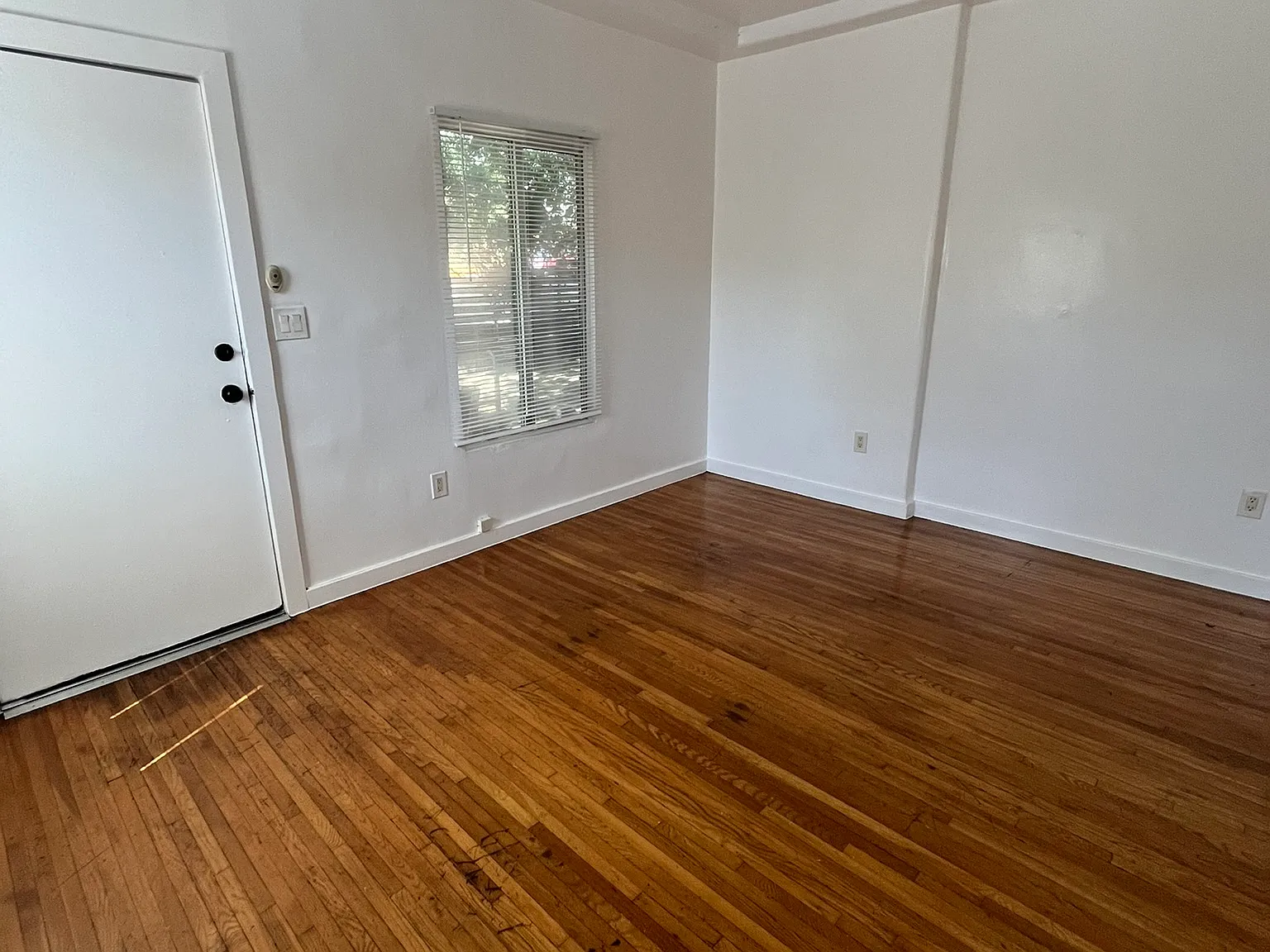 1 bed, 600 sqft, $2,250 — Photo 4