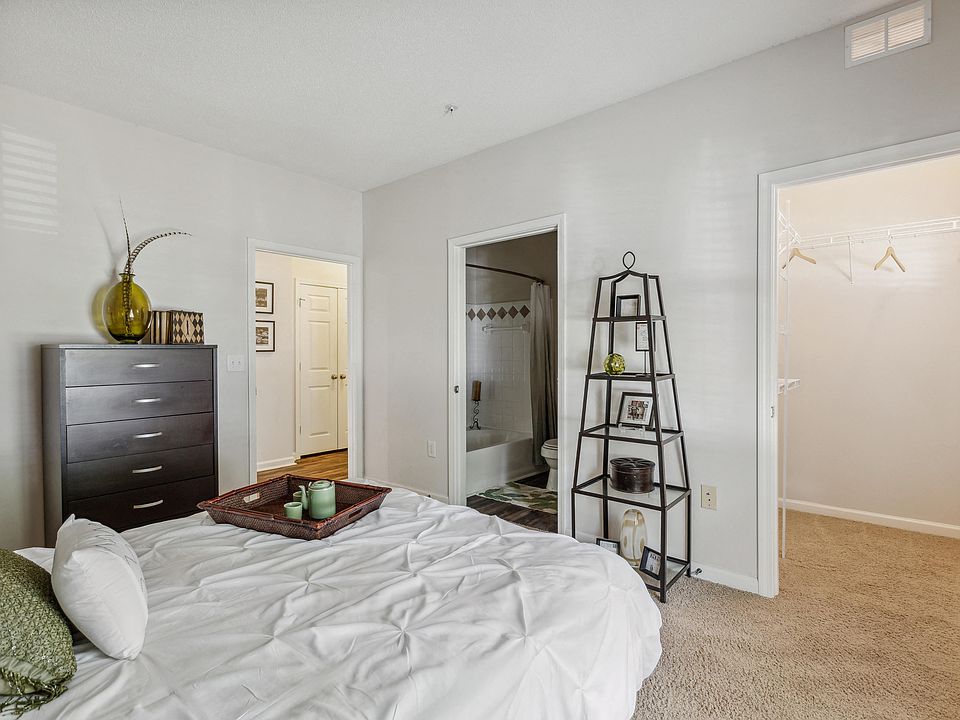 Spacious Living, Serene Retreat