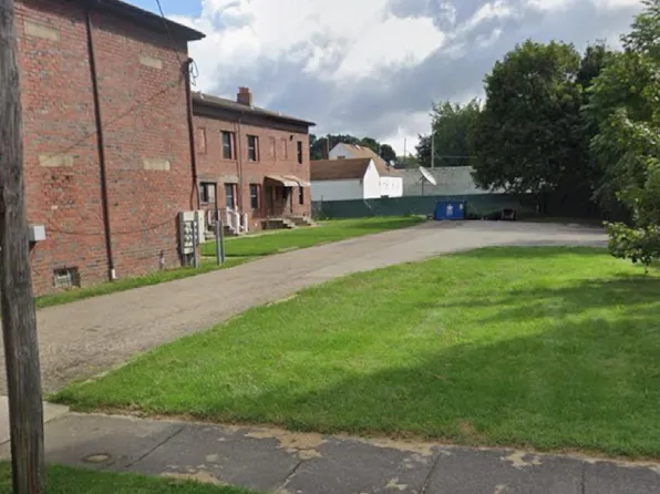 103 Lincoln Park Dr, Youngstown, OH