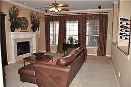 4th image of 1295 Dodgeton Dr
