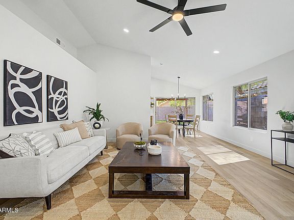 5th image of 5757 W COMMONWEALTH Place