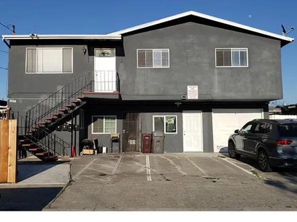 7008 Spencer St #B, Oakland, CA 94621