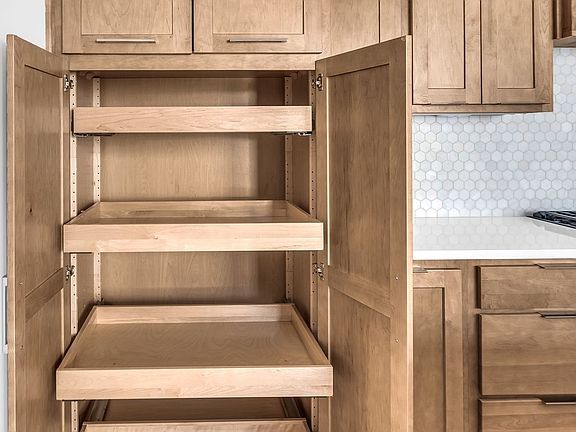 4th image of 16 Willis St #1