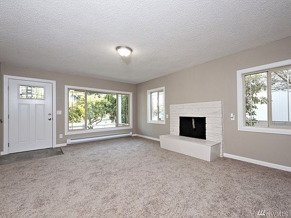 5th image of 418 E Kennaston Ave