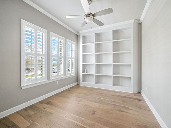 5th image of 5820 Harper Park Dr Unit 15