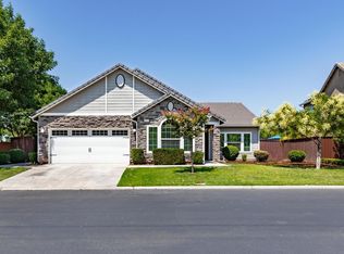 4127 N Newport Bay, Clovis, CA