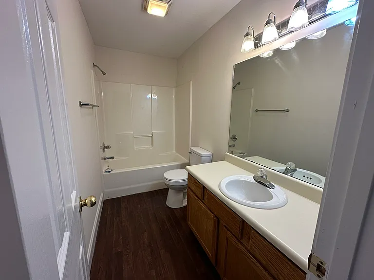 212 Porter St #212 — Photo 7