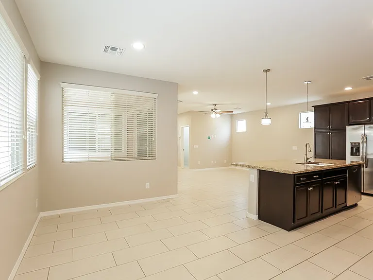 2252 S Osborn Ln — Photo 7