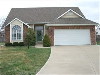 2nd image of 2905 Bel Air Ct