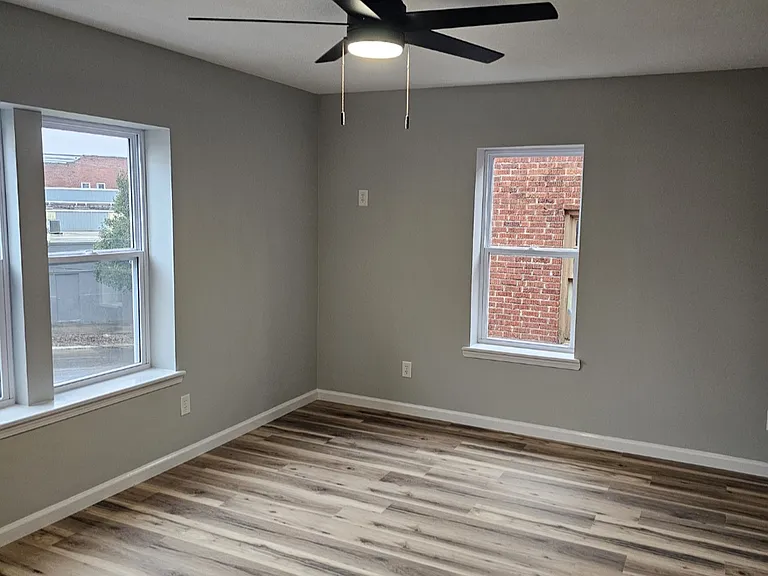 5 Park Ln #1 — Photo 6